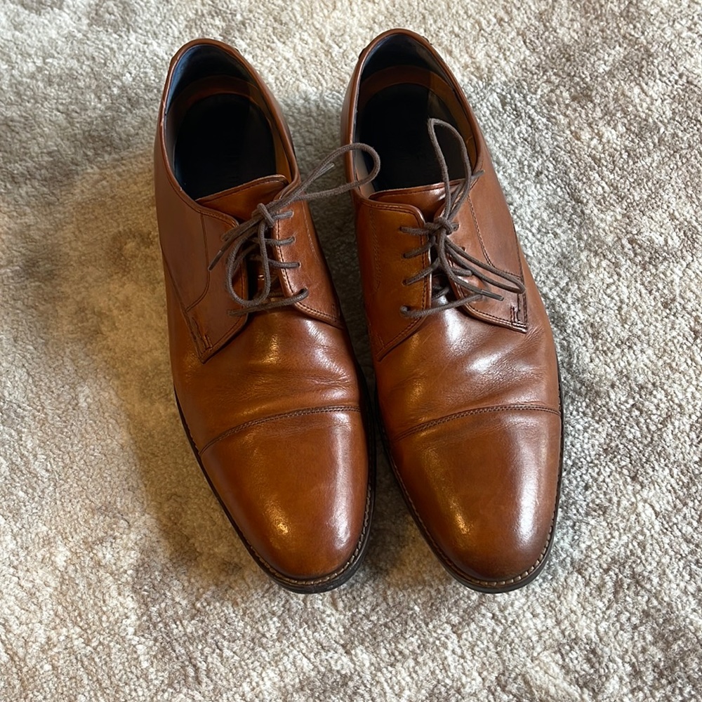 Mens 11.5 Cole Haan dress shoes